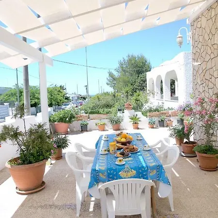 Baccaversa Гостевой дом Марина-ди-Манкаверса